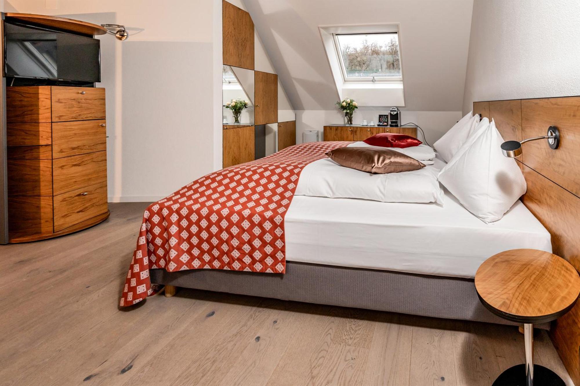 Tailormade Hotel Krone סארן מראה חיצוני תמונה