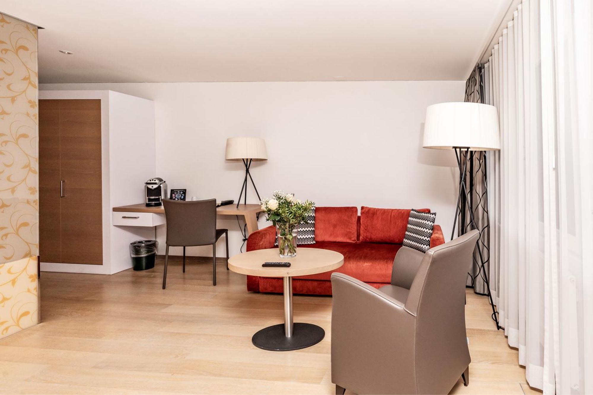 Tailormade Hotel Krone סארן מראה חיצוני תמונה
