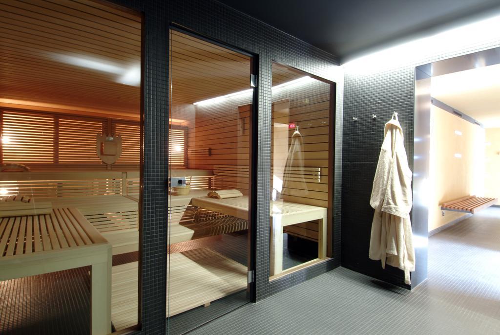 Tailormade Hotel Krone סארן מראה חיצוני תמונה